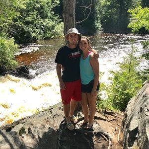 Meet your Posher, Abby